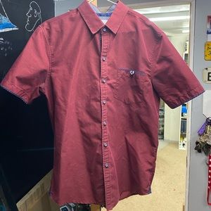 Craft and Flow Men’s Button Up Shirt